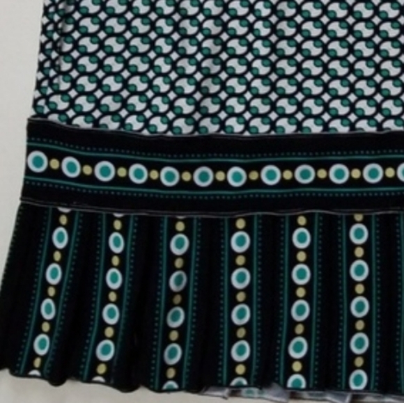 Max Studio Ruffle Hem Printed Circles - Picture 3 of 6